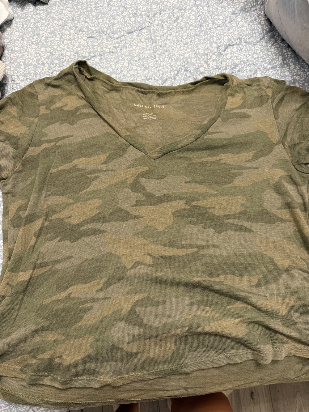 American Eagle Outfitters Olive & Khaki Camo V-Neck Tee